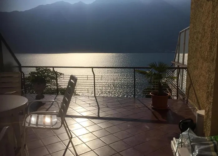 Maggiore- Casa Roccia-ferienwohnung In Pino Sulla Sponda Apartamento *