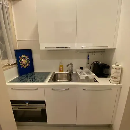 Lago Maggiore- Casa Roccia-ferienwohnung In Pino Sulla Sponda * Pino Lago Maggiore