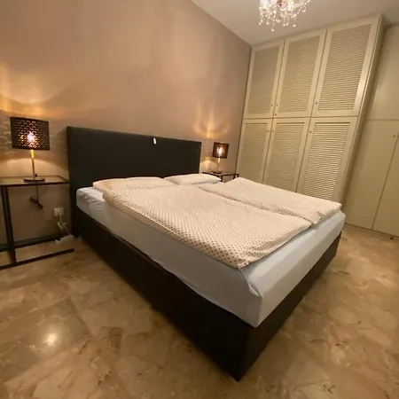 Maggiore- Casa Roccia-ferienwohnung In Pino Sulla Sponda