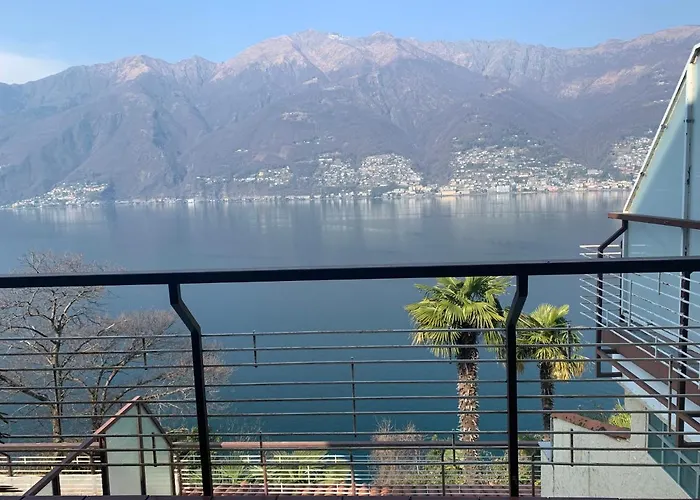 Maggiore- Casa Roccia-ferienwohnung In Pino Sulla Sponda * Pino Lago Maggiore