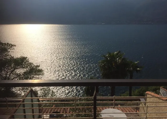 Διαμέρισμα Maggiore- Casa Roccia-ferienwohnung In Pino Sulla Sponda